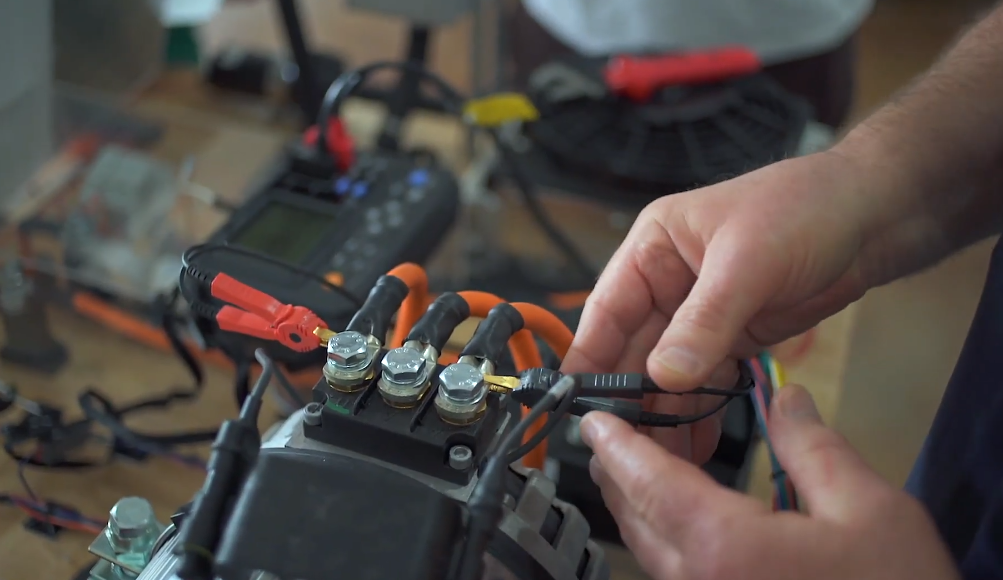 Copy of Using a Milliohm meter (1)